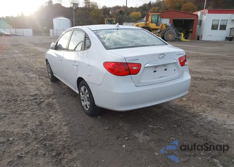 2010 Hyundai Elantra Gls z USA, uszkodzony, nr VIN KMHDU4AD1AU187155